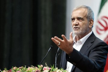 باید فریادرس یکدیگر باشیم