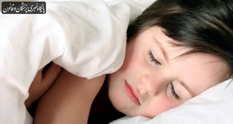 زود خوابیدن از افزایش وزن در کودکان جلوگیری می‌کند