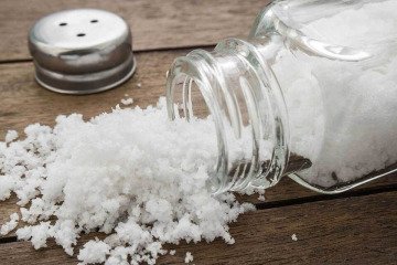 مصرف بیش از ۱۰ گرم نمک در روز فشار خون را بالا می‌برد