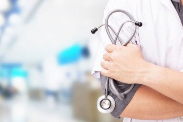 ۳۰ هزار پزشک عمومی در هیچ جایی طبابت نمی کنند