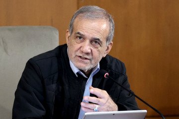 منابع نظام سلامت باید بر اساس خرید راهبردی و پرداخت عملکردی توزیع شود