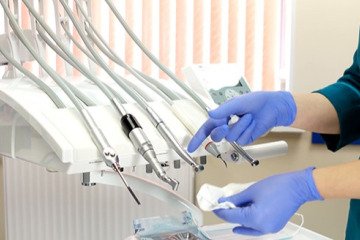 سهم اندک تجهیزات دندانپزشکی از ارز سلامت