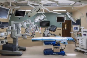 دولت نباید در قیمت‌گذاری تجهیزات پزشکی دخالت کند