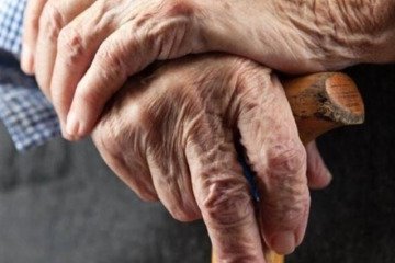 کمتر از ۵۰ متخصص طب سالمندی در کشور وجود دارد