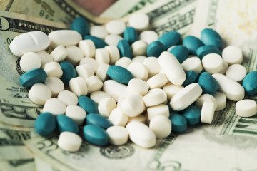 تخصیص ناکافی ارز دارو، سلامت بیماران را تهدید میکند تخصیص ناکافی ارز دارو، سلامت بیماران را تهدید میکند