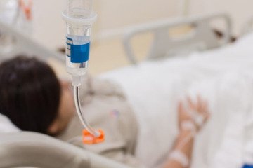 درمان رایگان کودکان کمتر از ۷ سال برای دهک‌های نیازمند اجرایی شود