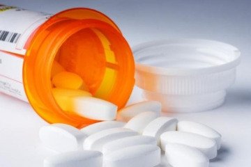 تناقض در آمار رسمی با واقعیت میدانی در حوزه دارو تناقض در آمار رسمی با واقعیت میدانی در حوزه دارو