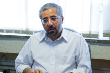 نظامِ سلامت به روایت «کامرانِ» دور از سیاست