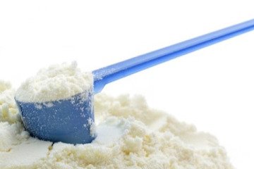 ارز شیرخشک وارداتی باید تامین شود