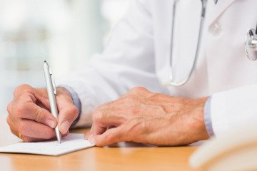 بیش از یک‌سوم نسخ کشور حاوی آنتی‌بیوتیک است