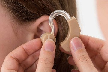 اختلاف قیمت سمعک‌ها ناشی از دو نرخی بودن ارز است