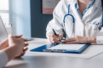 بیش از ۵۰ درصد هزینه‌های سبد سلامت توسط مردم پرداخت می‌شود