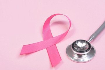 زنگ خطر سرطان سینه، یک‌چهارم بیماران زیر ۵۰ سال‌اند