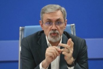 مطالبات دستیاران و دانشجویان PhD به‌صورت مرحله‌ای پیگیری می‌شود