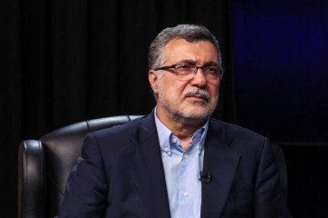 رفع مشکل نقدینگی تولیدکنندگان تجهیزات پزشکی از طریق سران قوا پیگیری می‌شود