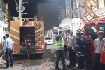 نجات معجزه آسای ۱۵۰ نفر در آتش‌سوزی ساختمان پزشکان در اصفهان