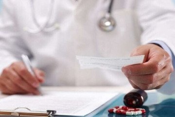 رابطه مالی میان پزشک و بیمار قطع شود