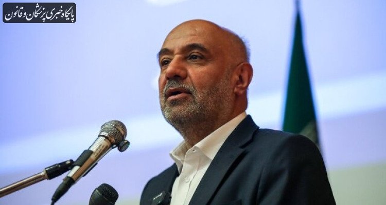 ارائه پیشنهاداتی برای گسترش بیمه‌های پایه و اصلاح قوانین در مجلس