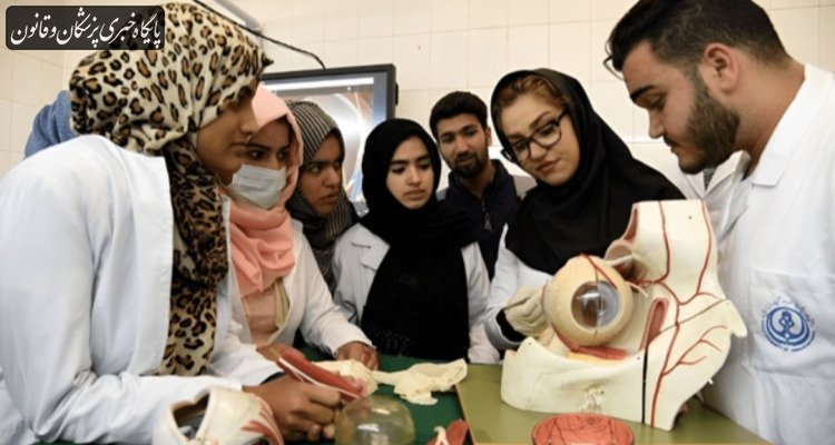 طاق زدن زیرساخت‌های آموزشی ایران با ۷۲۰ میلیون یورو اسکناس