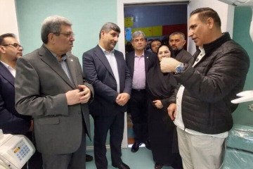 بازدید مقامات کشوری از شهرک سلامت اصفهان