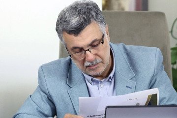 تاکید وزیر بهداشت در تامین به موقع دارو