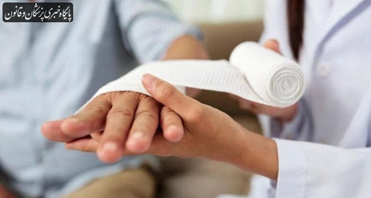 ساخت باند هوشمندی که فقط در حضور باکتری‌های مضر، آنتی‌بیوتیک آزاد می‌کند