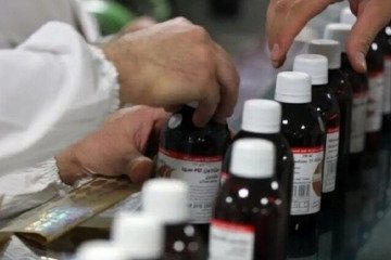 چرا شربت اوپیوم به کلینیک‌ها نمی‌رسد اما در عطاری‌ها با قیمت ۶ میلیون تومان فروخته می‌شود؟