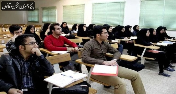 آزمون حضوری با مجوز استفاده از موبایل و هوش مصنوعی تصمیمی متناقض است