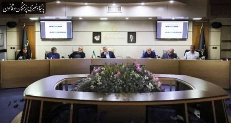 جلوگیری از ایجاد تقاضای القایی، کاذب و غیرواقعی در حوزه دارو و تجهیزات پزشکی