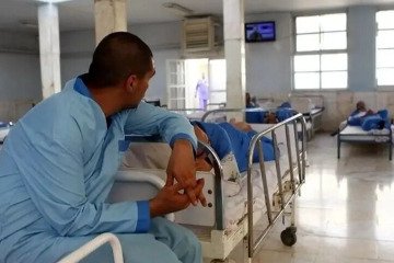درآمدزا نبودن خدمات روانپزشکی نباید مانع توسعه تخت‌های سلامت روان شود