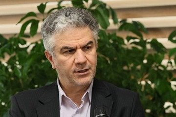 عدالت در سلامت را با توزیع عادلانه نیروی انسانی و تجهیزات دنبال می‌کنیم