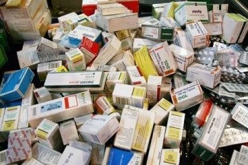 کشف ۳۷۰ میلیارد ریال دارو و مکمل قاچاق در شیراز