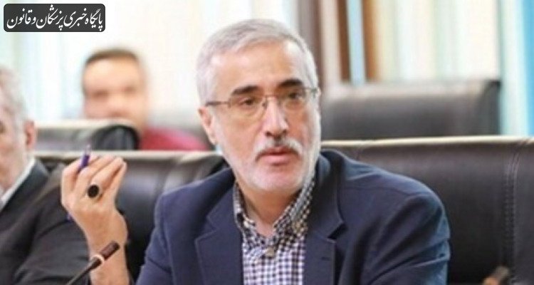 تاکید رئیس سازمان غذا و دارو بر کیفیت داروهای ایرانی