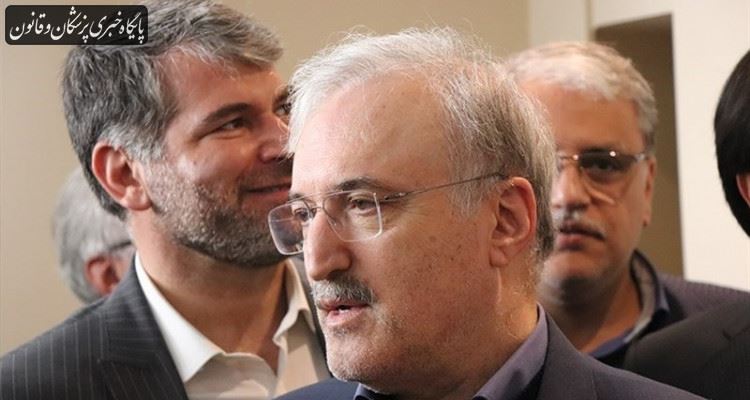 در حال حاضر بیش از یک میلیارد دلار دارو به کشور وارد میشود در حال حاضر بیش از یک میلیارد دلار دارو به کشور وارد میشود