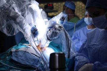 دستیار رباتیک جراح قلب تپنده