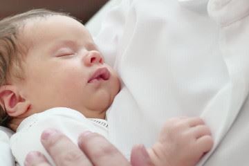 شیر مادر اولین واکسن برای نوزاد محسوب می‌شود