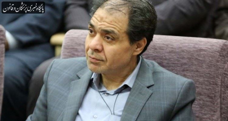 نگاهی دوباره به جایگاه رفیع خدمات پزشکی و ویژگیهای منحصر به فرد آن داشته باشیم نگاهی دوباره به جایگاه رفیع خدمات پزشکی و ویژگیهای منحصر به فرد آن داشته باشیم