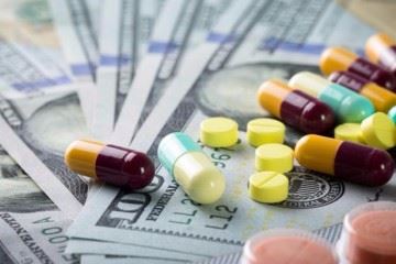 هزینه‌های تولید دارو از مبلغی که برای عرضه آن تعیین می‌شود، بیشتر است