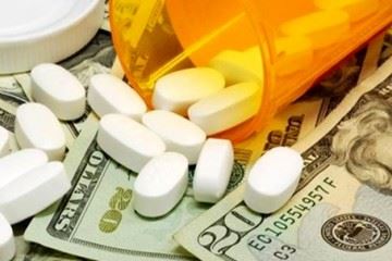 سیاست تخصیص ارز ۴۲۰۰ تومانی به دارو مفسده‌انگیز است