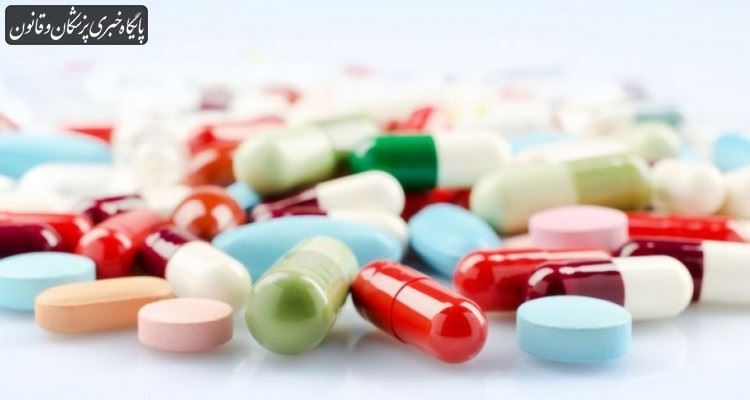 ایرانیان حق دارند به عنوان بخشی از درمان و سلامتی به داروهای ضروری دسترسی داشته باشند ایرانیان حق دارند به عنوان بخشی از درمان و سلامتی به داروهای ضروری دسترسی داشته باشند