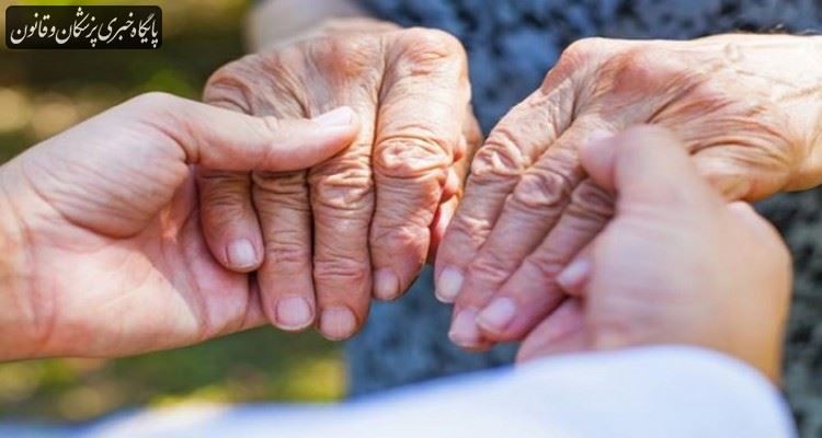 مهمترین عامل خطر ابتلا به پارکینسون سن است مهمترین عامل خطر ابتلا به پارکینسون سن است