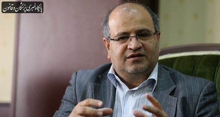۹۰ درصد اقتصاد داروخانهها به بیمهها متکی است ۹۰ درصد اقتصاد داروخانهها به بیمهها متکی است
