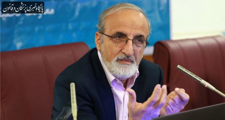 دانشگاههای علوم پزشکی باید از محل محصولات تجاری خودشان، اداره شوند دانشگاههای علوم پزشکی باید از محل محصولات تجاری خودشان، اداره شوند
